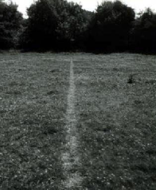 Richard Long, A line made by walking, 1967.